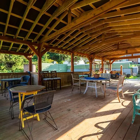 The Cabins At Alert Bay Exterior photo